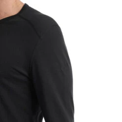 Icebreaker 200 Oasis Long Sleeve Crewe Mens Thermal Top 12 Icebreaker 200 Oasis Long Sleeve Crewe Mens Thermal Top -Climbing Wear Store Icebreaker 200 Oasis LS Thermal Top Black 04