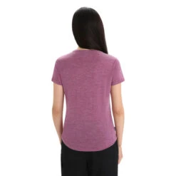 Icebreaker Sphere II Short Sleeve Scoop Womens T-Shirt -Climbing Wear Store Icebreaker Sphere II SS Scoop Womens Tee Go Berry Heather 02