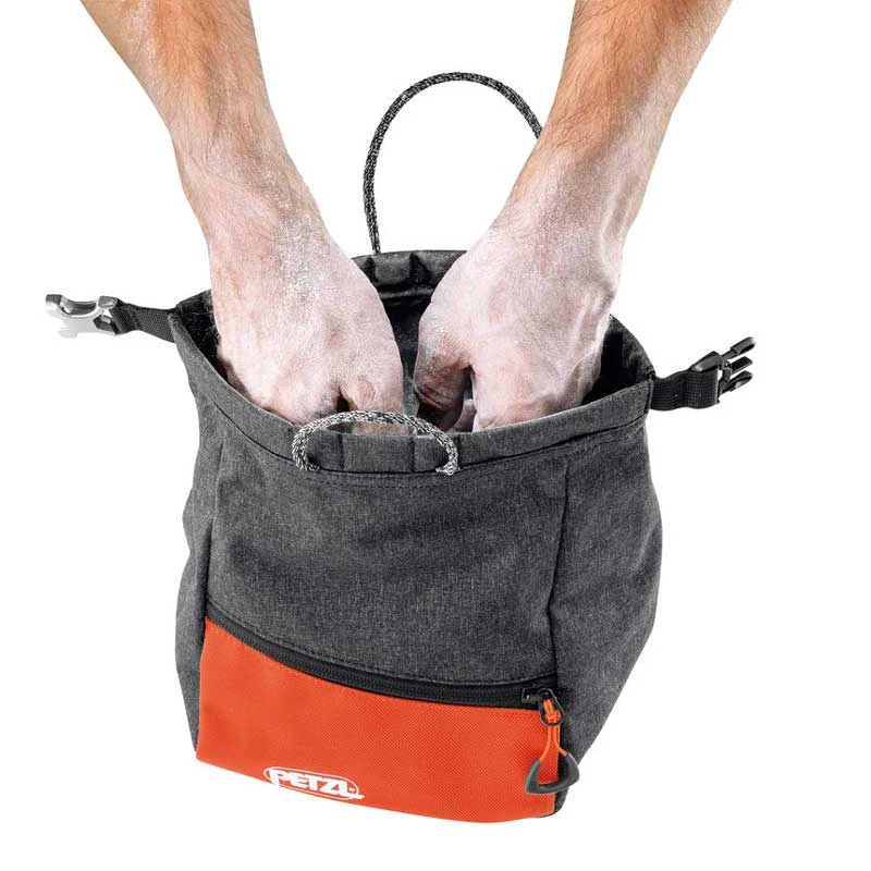 Petzl Sakab Bouldering Chalk Bag 4 Petzl Sakab Bouldering Chalk Bag - Image 2