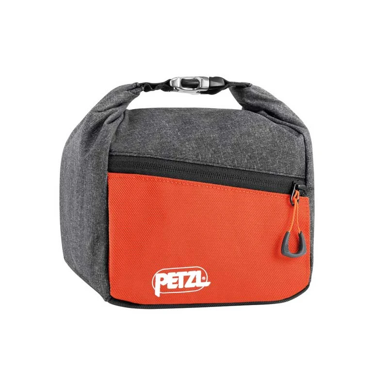 Petzl Sakab Bouldering Chalk Bag 7 Petzl Sakab Bouldering Chalk Bag - Image 5