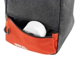 Petzl Sakab Bouldering Chalk Bag 13 Petzl Sakab Bouldering Chalk Bag -Climbing Wear Store Petzl Sakab Chalk Bag 05 220350