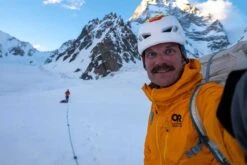 Outdoor Research Helium AscentShell Mens Waterproof Hooded Jacket -Climbing Wear Store Zimmerman K2 Editorial Images 229 2